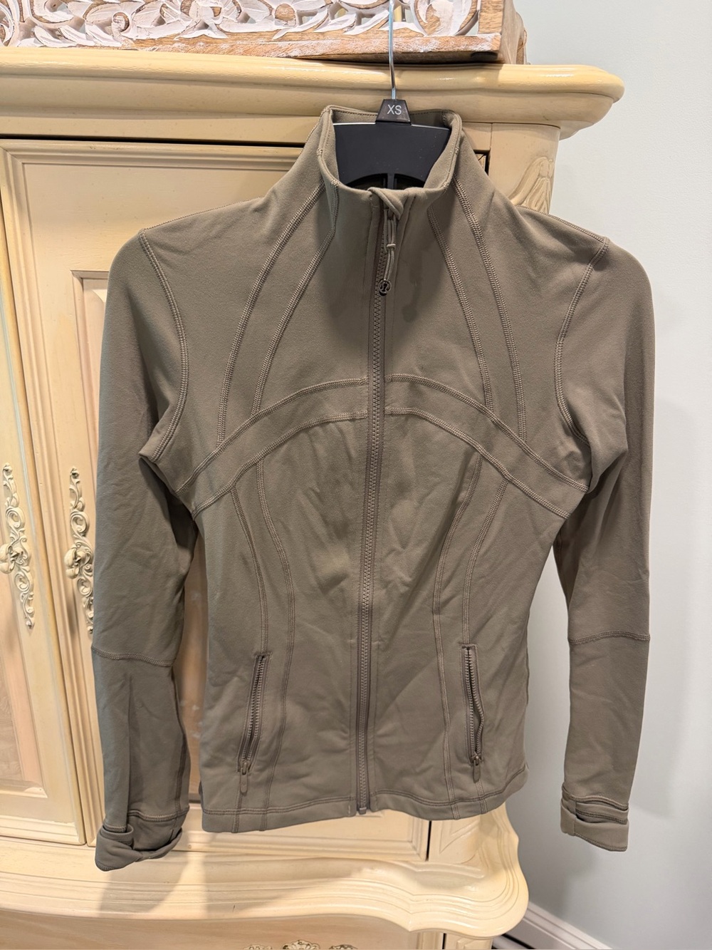 Women’s olive green  Full-Zip Performance Jacket